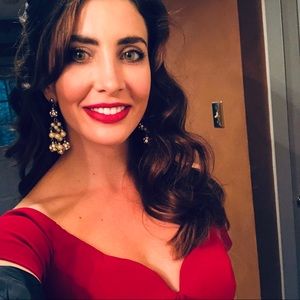 Meet your Posher, Alicia